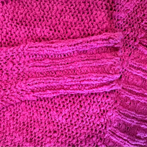 Hollister Vibrant Pink Knit Sweater With  V Back Detail - Picture 13 of 13